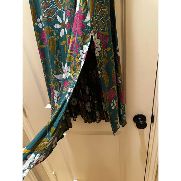 Angie Green Paisley Pattern Cut Out Maxi Dress - Picture 5 of 9